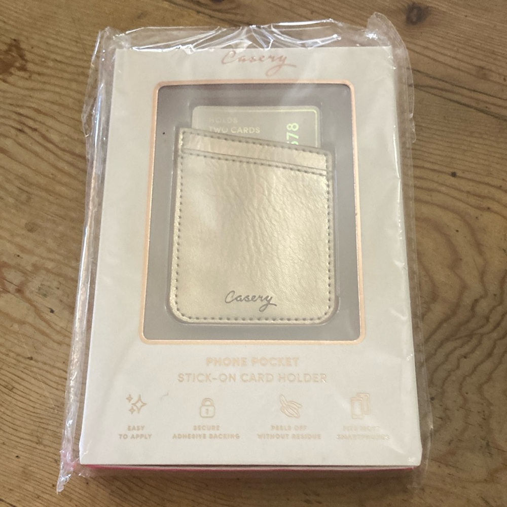New Casery phone pocket stuck on holder